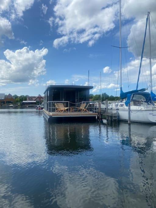 فندق La Mare Houseboat Nederhorst den Berg المظهر الخارجي الصورة